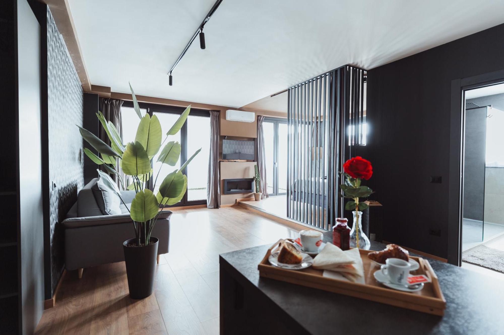 Retreat - Con Privata Apartment