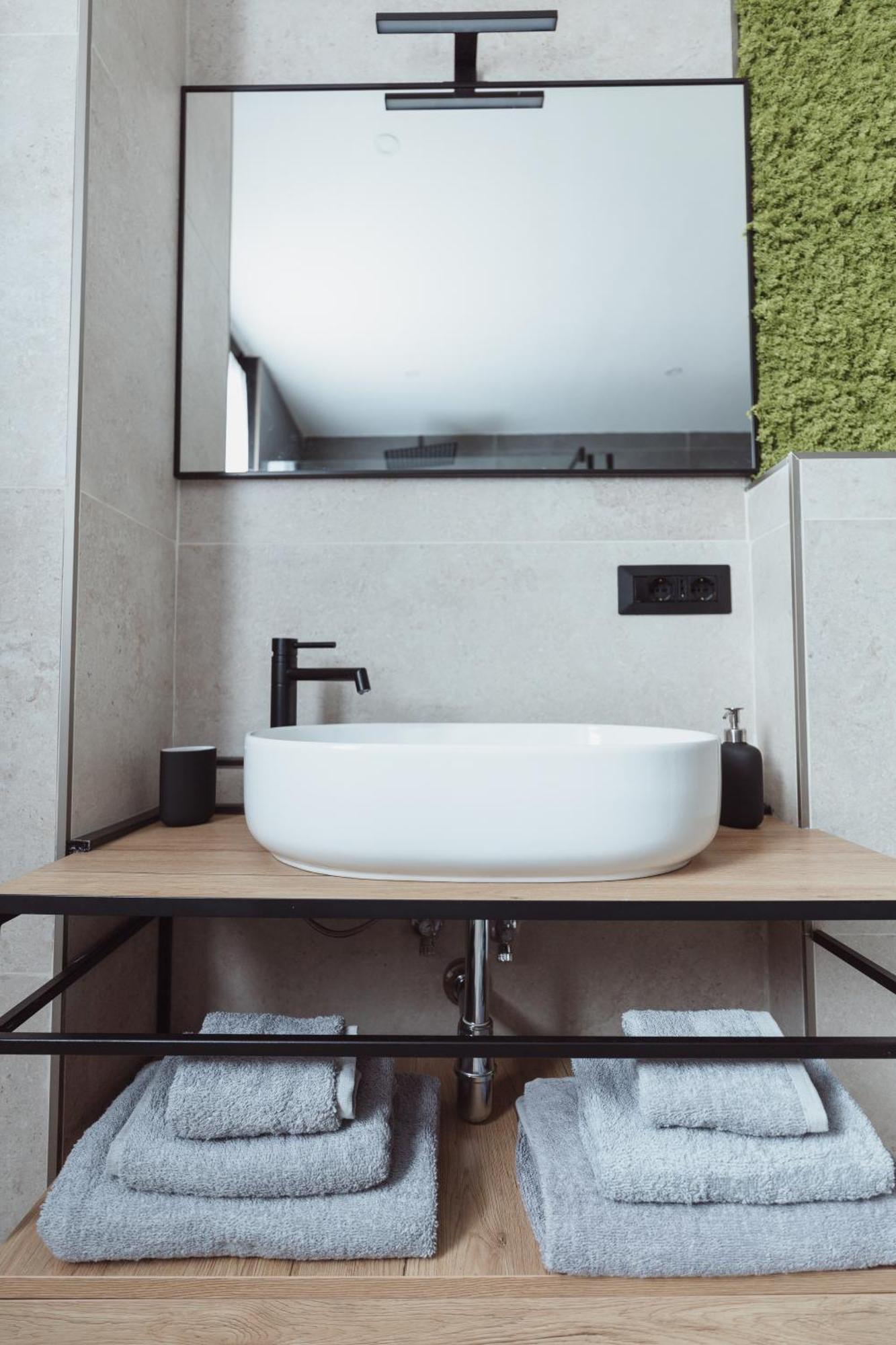 Retreat - Con Privata Apartment Rom